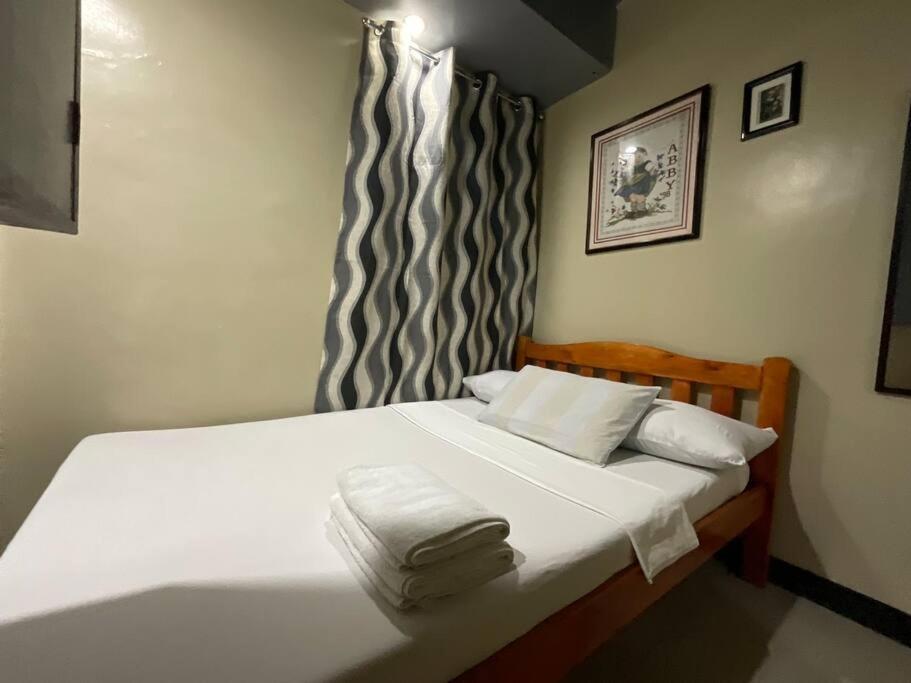 Antipolo Staycation & Transient Affordable Condo Unit By Myra Bilik gambar